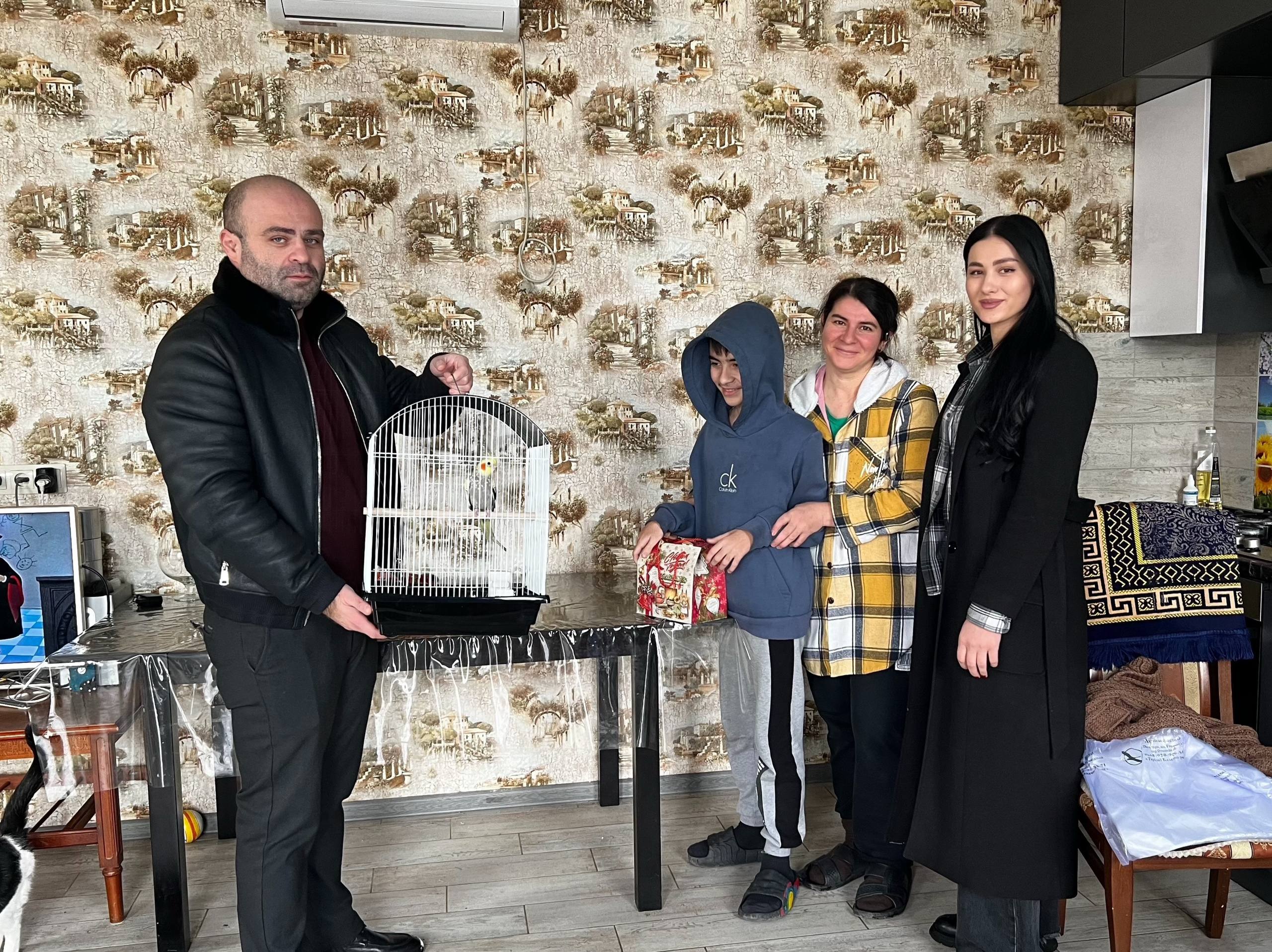 Сотрудники Минэкономразвития КБР и подведомственных организаций исполнили мечты детей